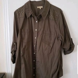 Button Down Stud Shirt